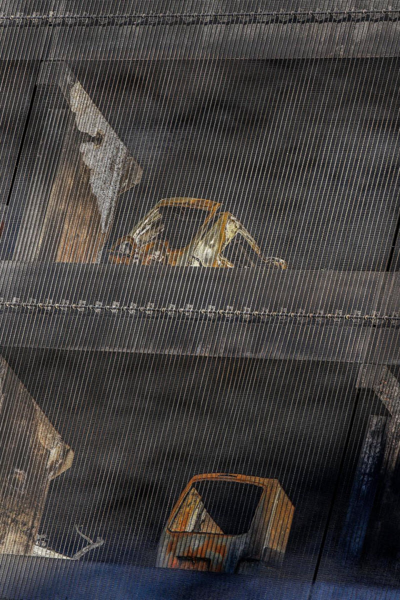 До 1600 автомобилей сожжены до тла на многоэтажной парковке в Ливерпуле