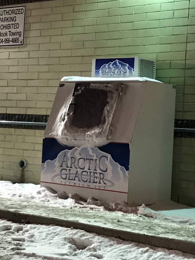 Тем временем в Канаде...