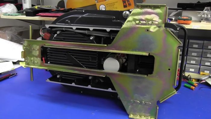 Старый 36-килограммовый жесткий диск особо большого объема