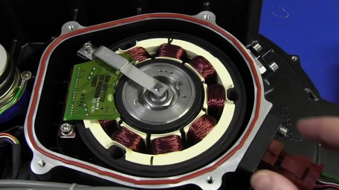 Старый 36-килограммовый жесткий диск особо большого объема