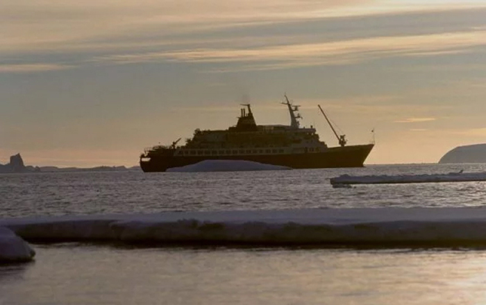 «Любовь Орлова»: пропавший без вести советский круизный лайнер «Любовь Орлова»: пропавший без вести советский круизный лайнер