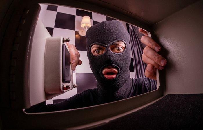 Счастливые находки из старых сейфов Счастливые находки из старых сейфов