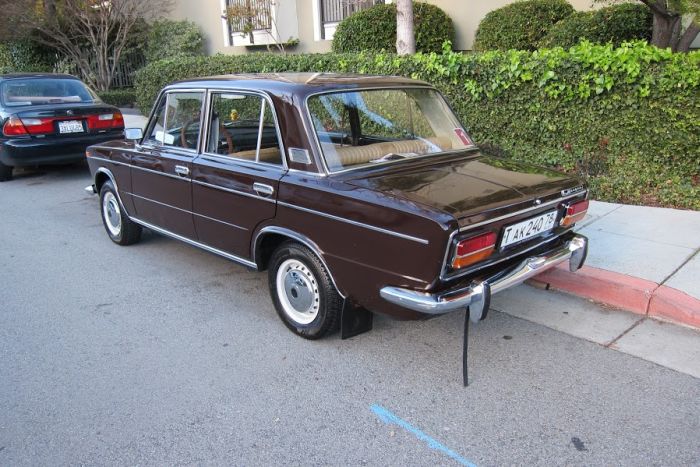 В Америке продаётся ЛАДА (16 фото)