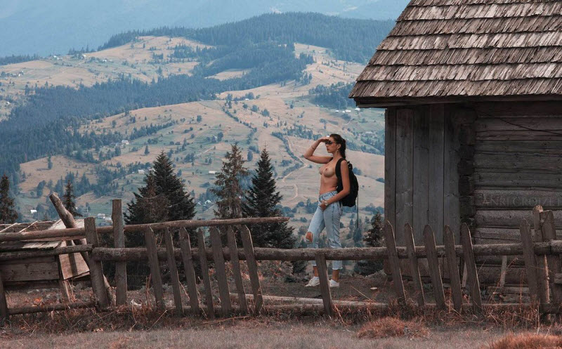 Обнаженные девушки на снимках Анри Круазе