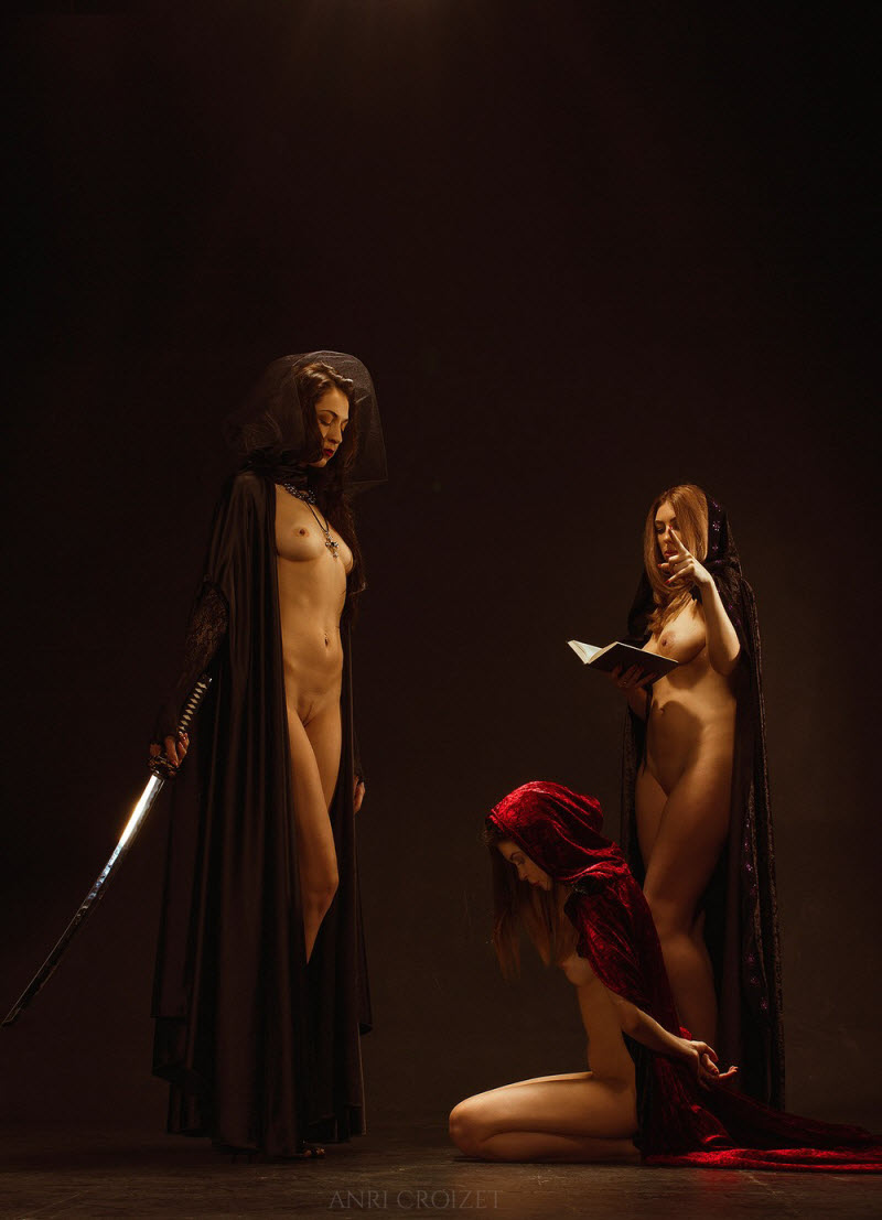 Обнаженные девушки на снимках Анри Круазе