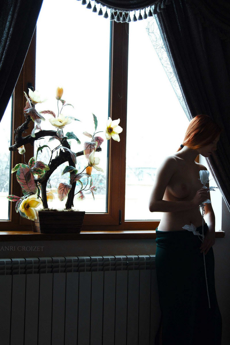 Обнаженные девушки на снимках Анри Круазе