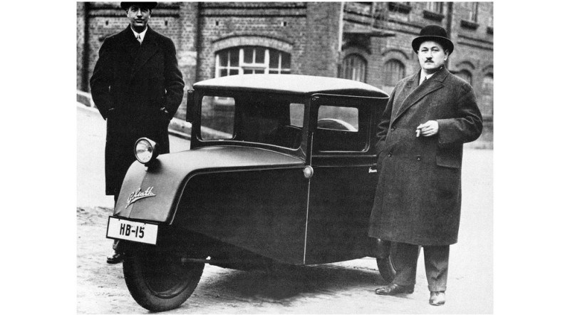 Cимпсономания: пять жутких автомобилей, которые мог придумать только Гомер Симпсон