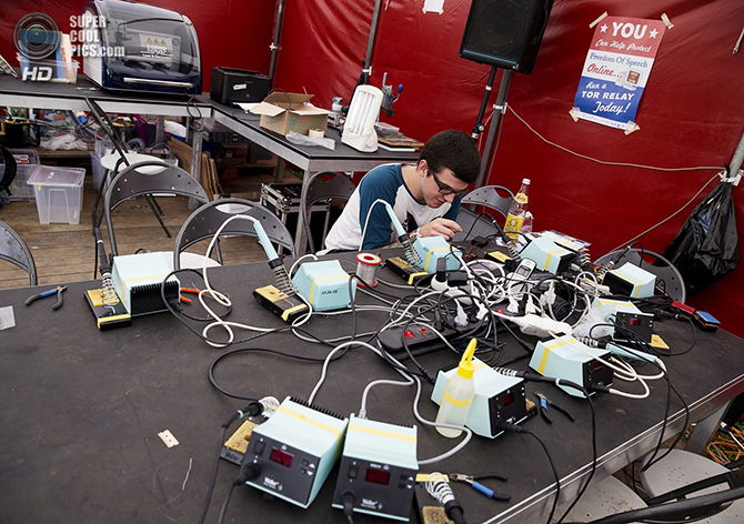 Палаточный городок для хакеров