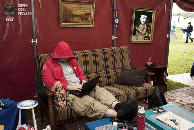 Палаточный городок для хакеров