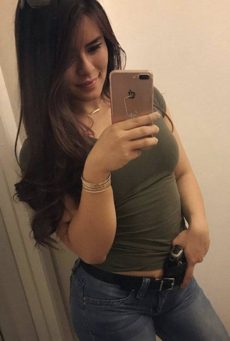 Вооруженные красотки