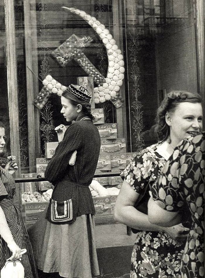 Девушки Советского времени