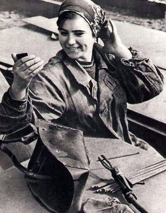 Девушки Советского времени