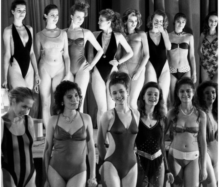 Девушки Советского времени