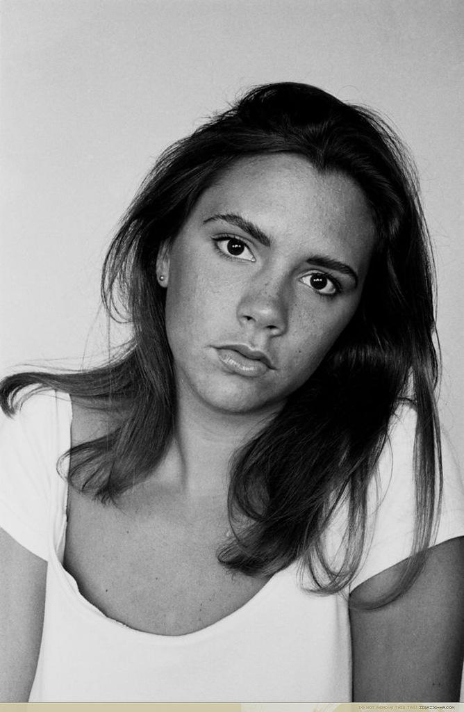 18-летняя Виктория Бекхэм (31 фото)