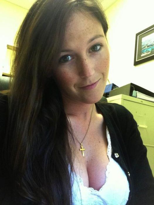 Девушки на работе