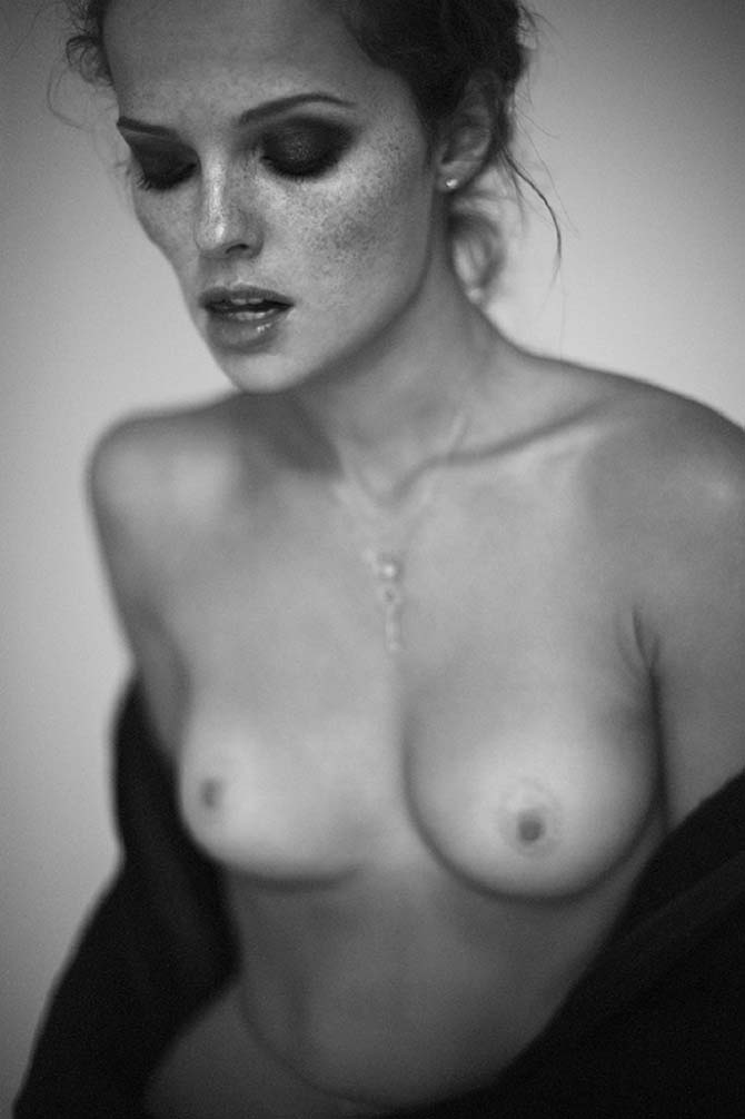 Элегантнейшее и суперкрасивое ню от Дмитрия Чапалы