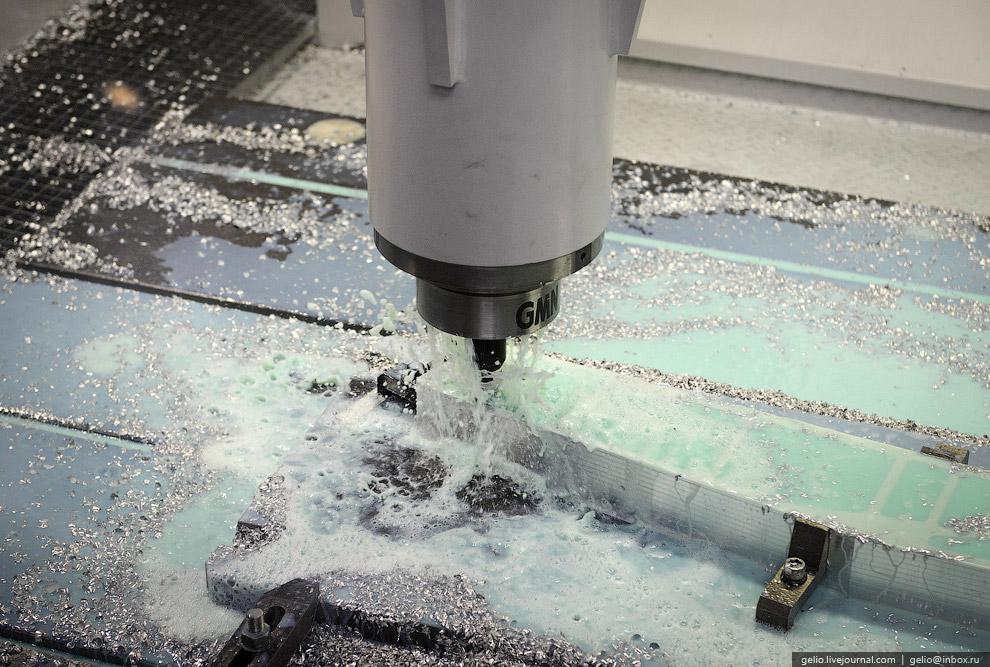 Как делают самолет Л-410 в Чехии