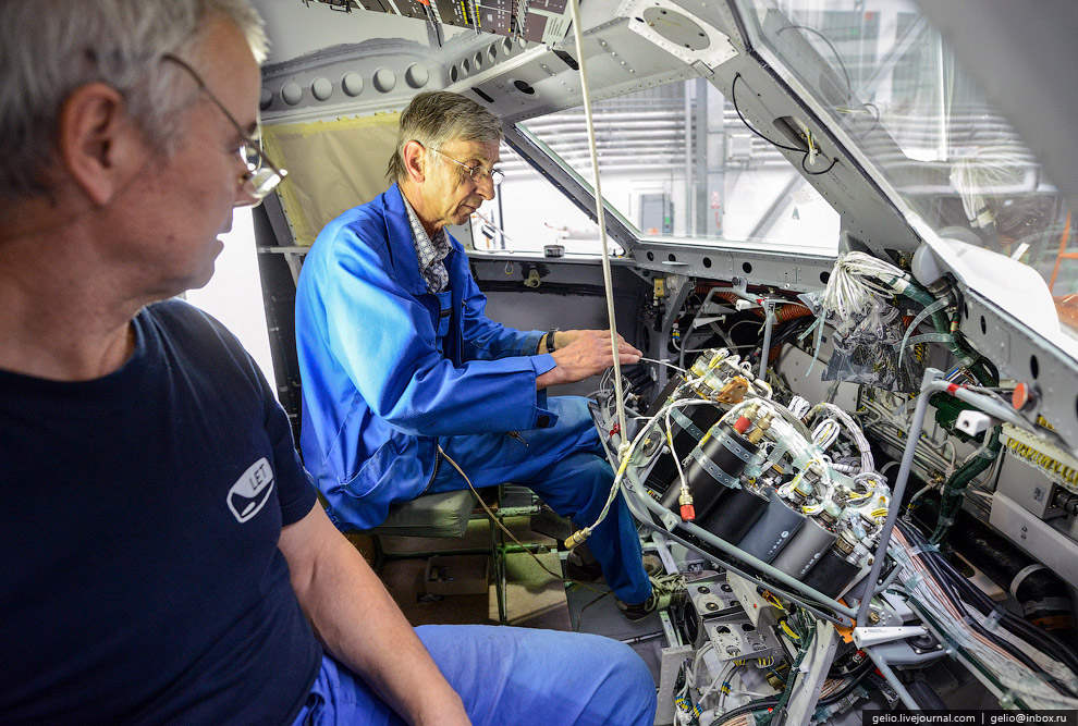 Как делают самолет Л-410 в Чехии