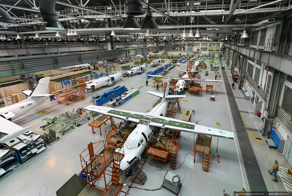 Как делают самолет Л-410 в Чехии