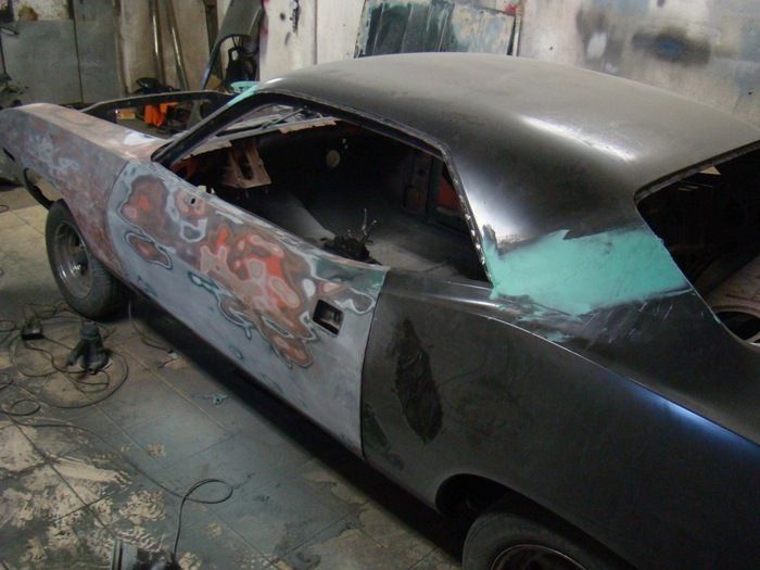 Фотоотчет о восстановлении мускул кара Plymouth Barracuda 1970 года