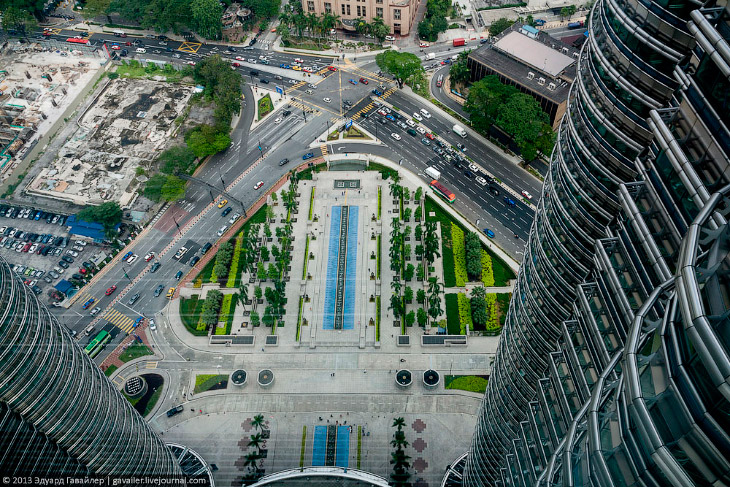 Самые высокие в мире башни-близнецы