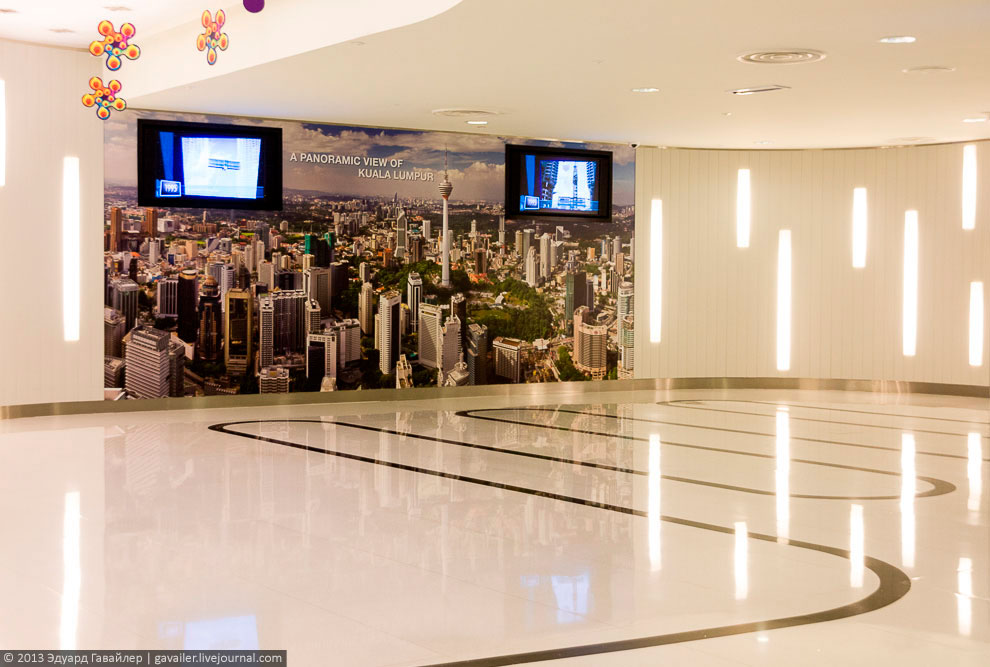 Самые высокие в мире башни-близнецы