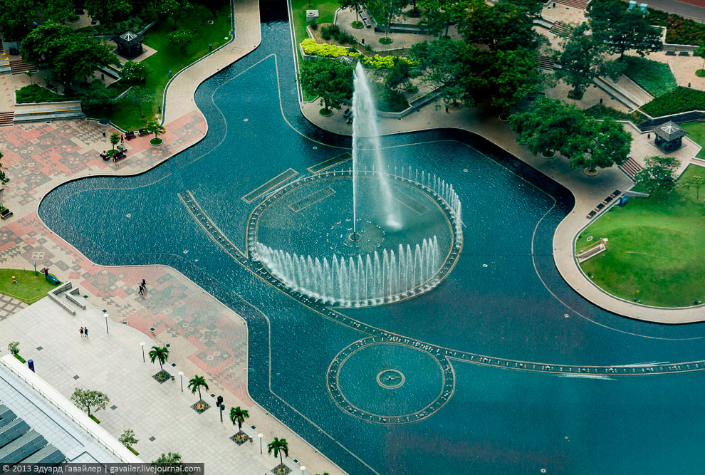 Самые высокие в мире башни-близнецы