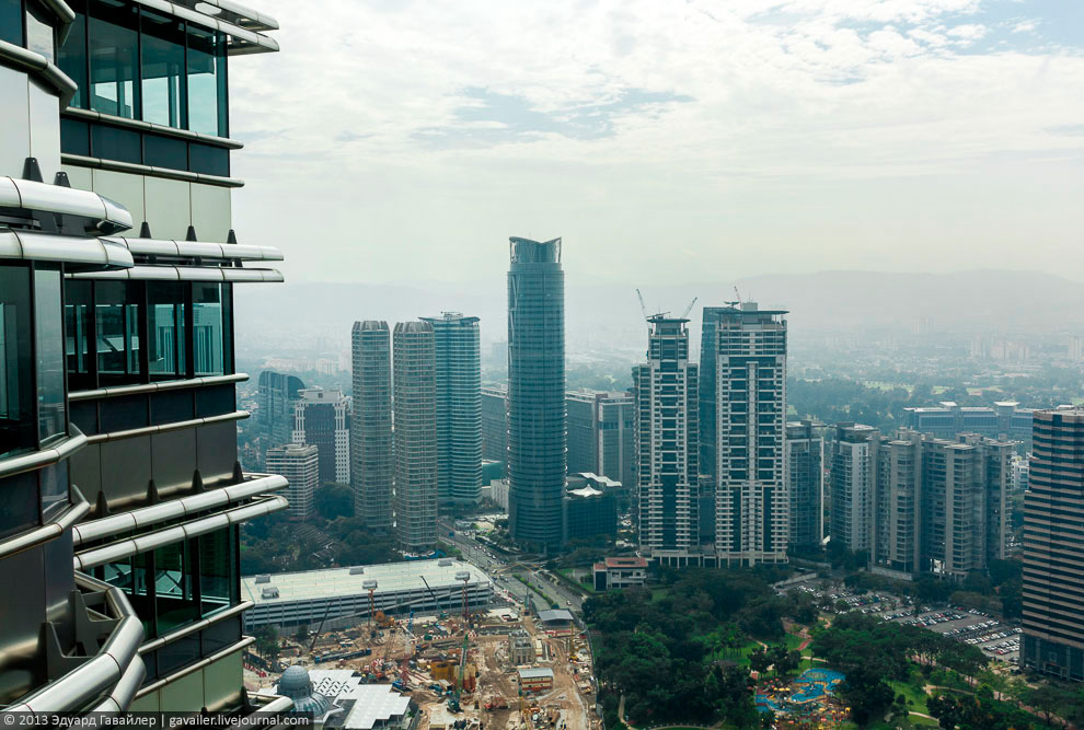 Самые высокие в мире башни-близнецы