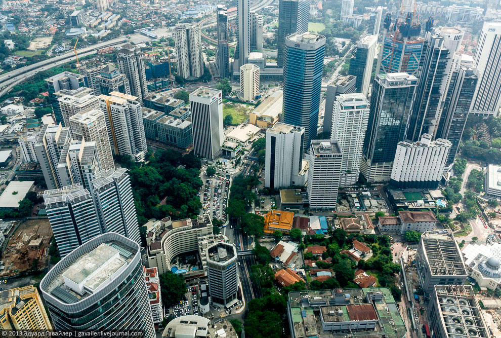 Самые высокие в мире башни-близнецы