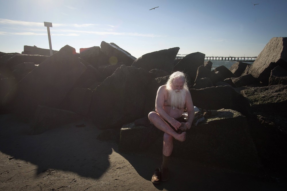 Новогодние заплывы в разных уголках мира
