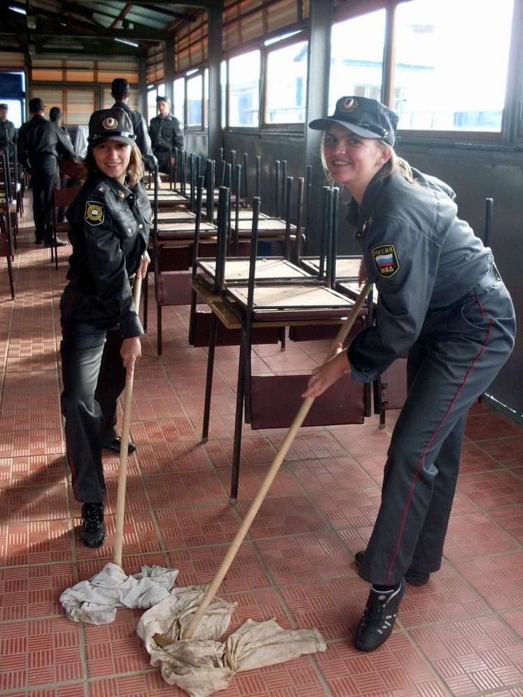 Девушки в полиции России