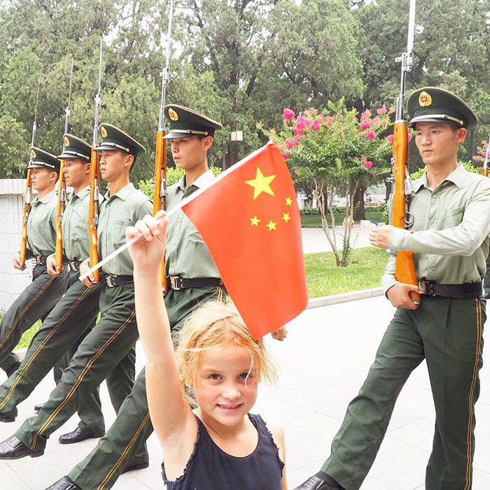 Австралийка потратила все сбережения на кругосветное путешествие с дочерью