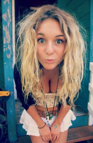 Прелестные девушки фотографируются