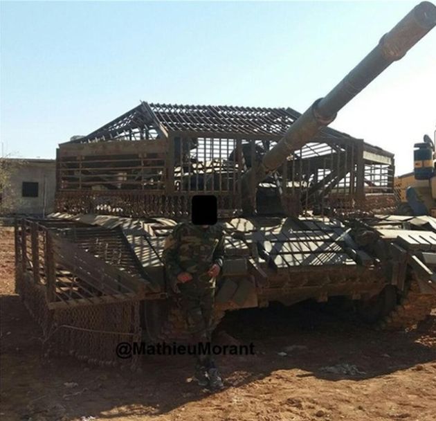 Танки в клетке