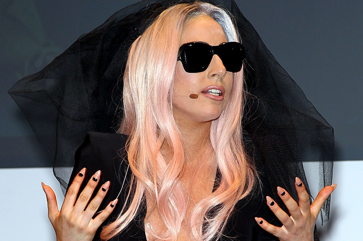 Самые необычные лоты от звезд, нашедшие покупателей Самые необычные лоты от звезд, нашедшие покупателей