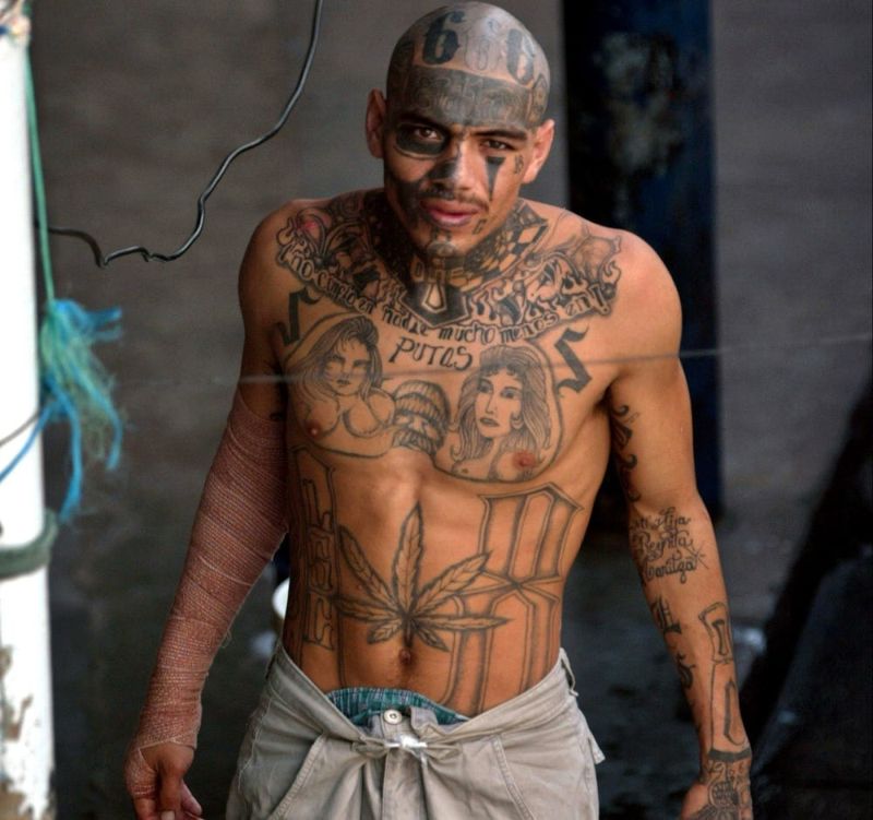 Кодекс и ритуалы самой страшной банды в Америке - 'Мара Сальватруча'