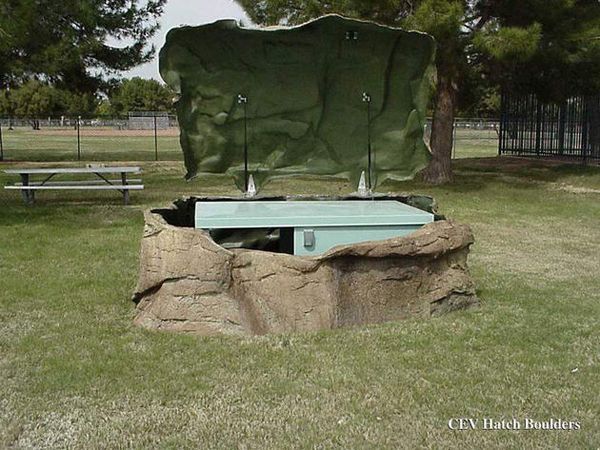 Землянка на случай апокалипсиса (33 фото)