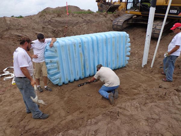 Землянка на случай апокалипсиса (33 фото)