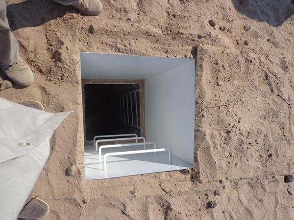 Землянка на случай апокалипсиса (33 фото)