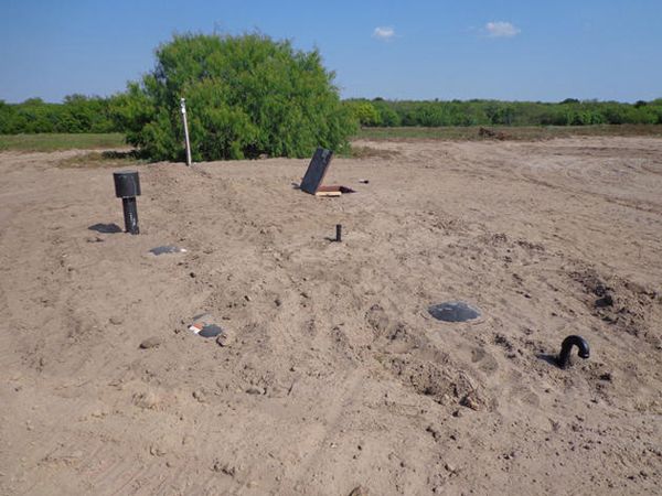 Землянка на случай апокалипсиса (33 фото)