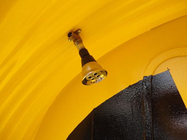 Землянка на случай апокалипсиса (33 фото)