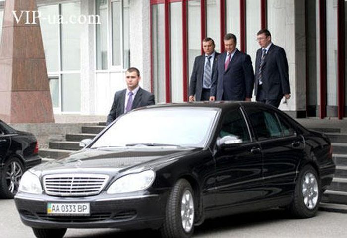 Сколько стоят блатные номера в Украине (9 фото) Сколько стоят блатные номера в Украине (9 фото)