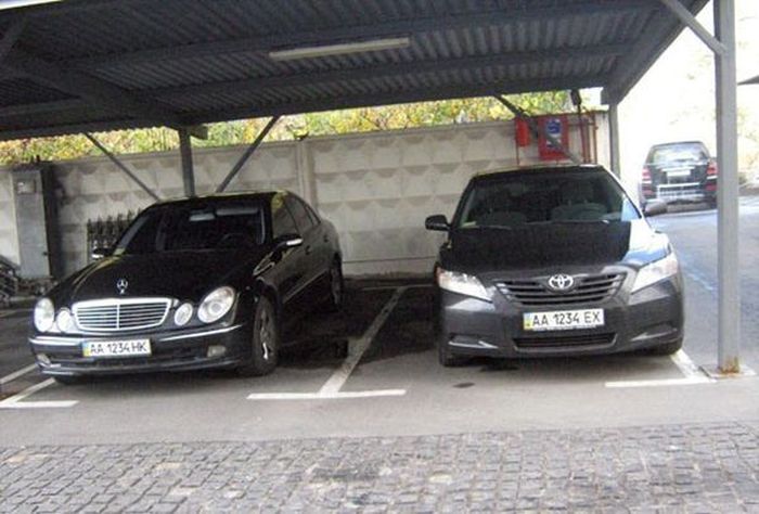 Сколько стоят блатные номера в Украине (9 фото) Сколько стоят блатные номера в Украине (9 фото)