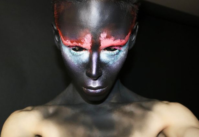 Трансформация в инопланетянина обошлась американцу в $50 000