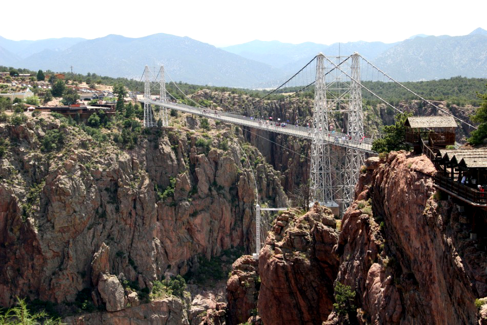 Самые экстремальные и угрожающие мосты мира Самые экстремальные и угрожающие мосты мира