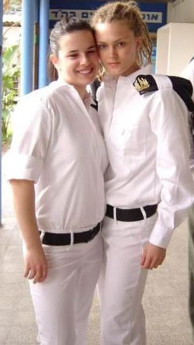 Девушки в армии Израиля