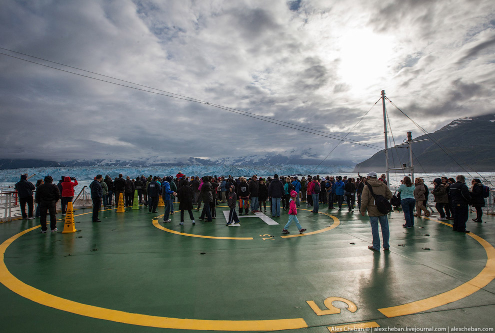 Ледник Хаббард на Аляске