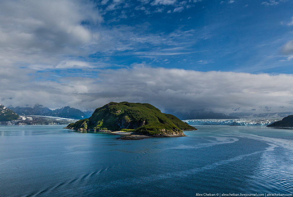 Ледник Хаббард на Аляске