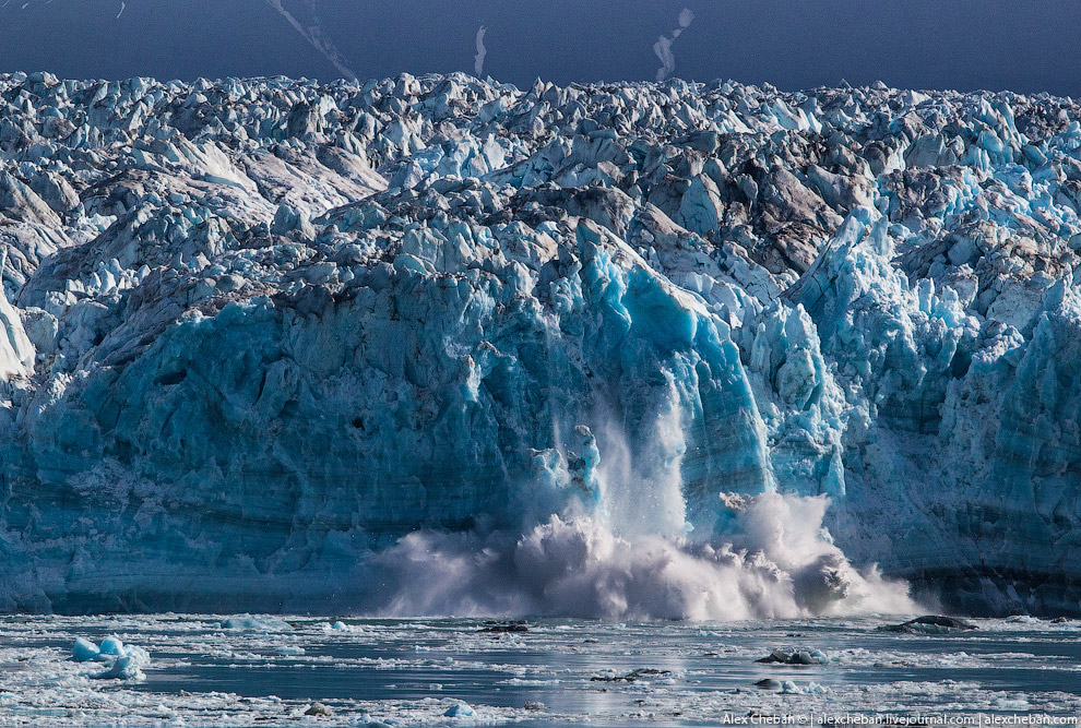 Ледник Хаббард на Аляске