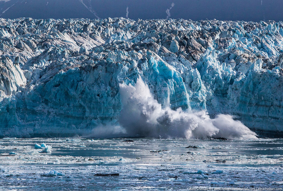 Ледник Хаббард на Аляске